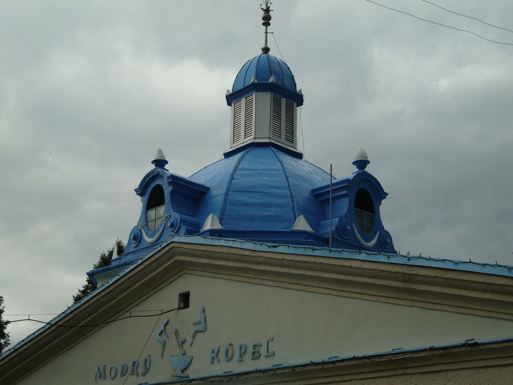Farba na strechu - referencia Modry kupel